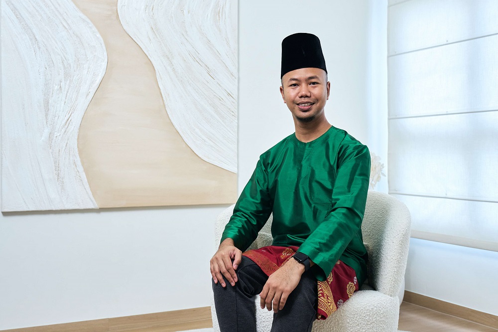 Pantun: The Art of Sharing Emotions, Responding with Courtesy